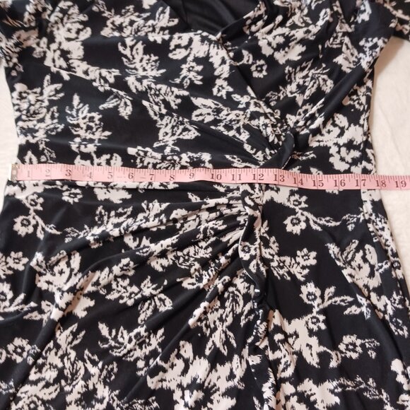 Chaps, Black & White Print Dress, Size XL, Flattering Ruching Detail, Stretch - Picture 10 of 12